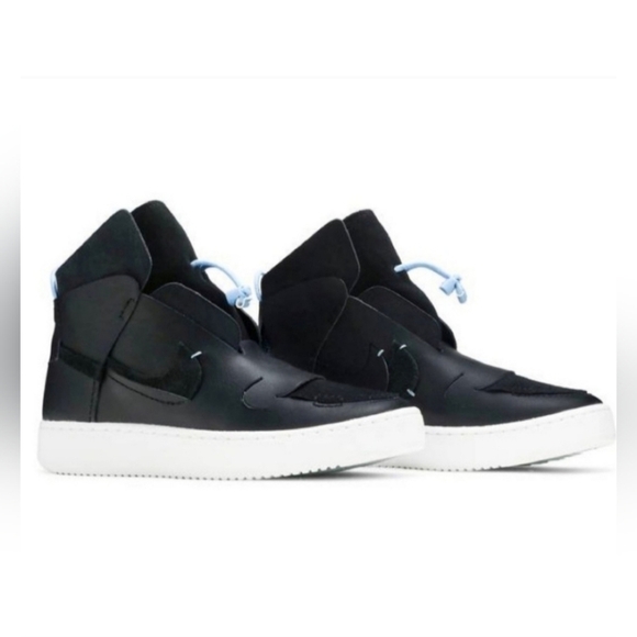 Nike Women's Vandalised LX 'Black Sneakers - Picture 1 of 9